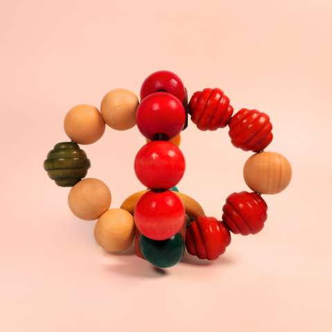Wooden Beads Clutching Ring